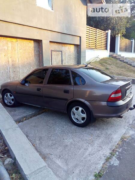 Седан Opel Vectra 1998 в Фастове