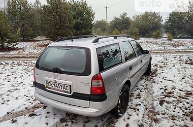 Универсал Opel Vectra 1998 в Любешове