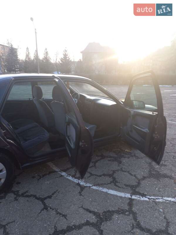 Седан Opel Vectra 1991 в Коломые фото 13 Седан Opel Vectra 1991 в Коломые