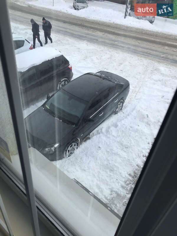 Седан Opel Vectra 2008 в Петропавловской Борщаговке