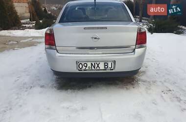 Седан Opel Vectra 2004 в 