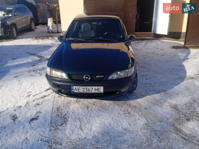 Седан Opel Vectra 1997 в Каменском