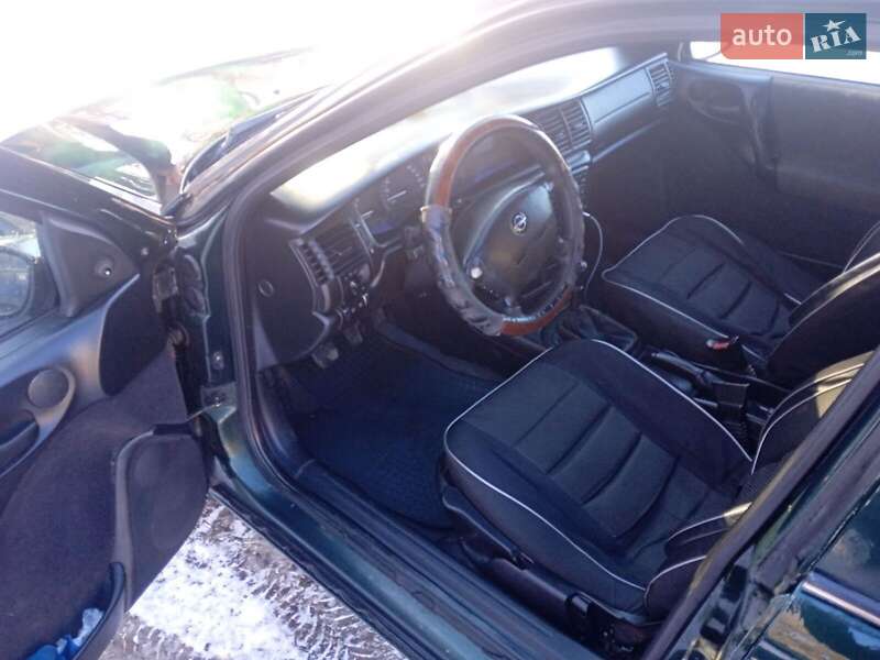 Седан Opel Vectra 1997 в Каменском