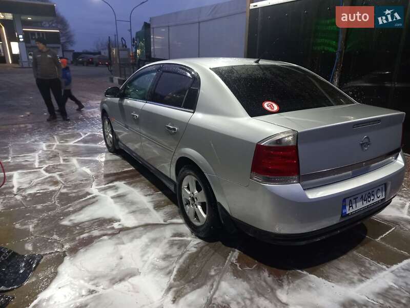 Седан Opel Vectra 2004 в Теребовле