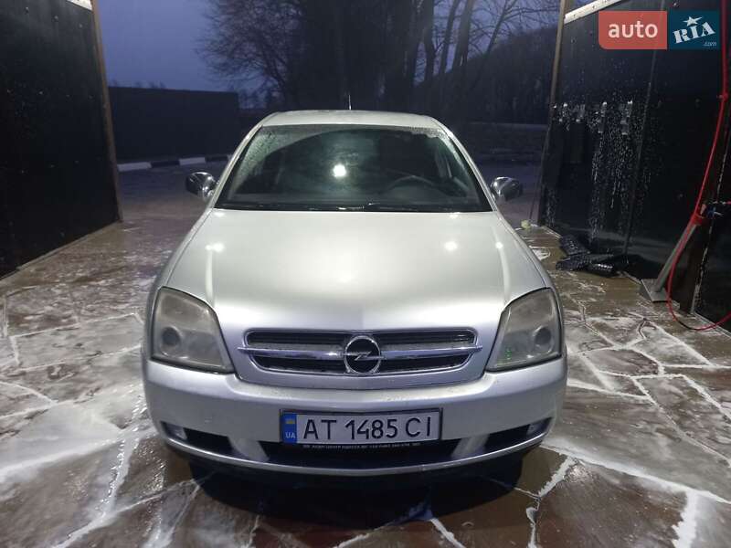 Седан Opel Vectra 2004 в Теребовле