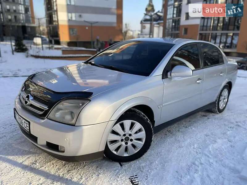 Седан Opel Vectra 2004 в Ивано-Франковске