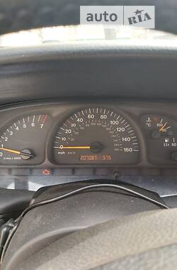 Хэтчбек Opel Vectra 2000 в 