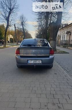 Хетчбек Opel Vectra 2003 в Івано-Франківську