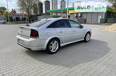 Ліфтбек Opel Vectra 2003 в Києві