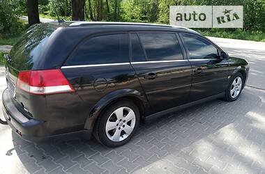 Универсал Opel Vectra 2005 в Трускавце