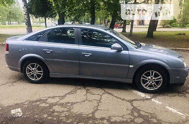 Хэтчбек Opel Vectra 2005 в Черновцах