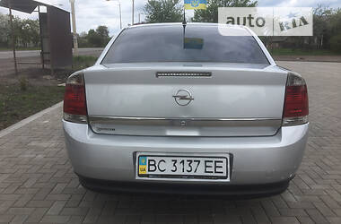Седан Opel Vectra 2003 в Червонограді