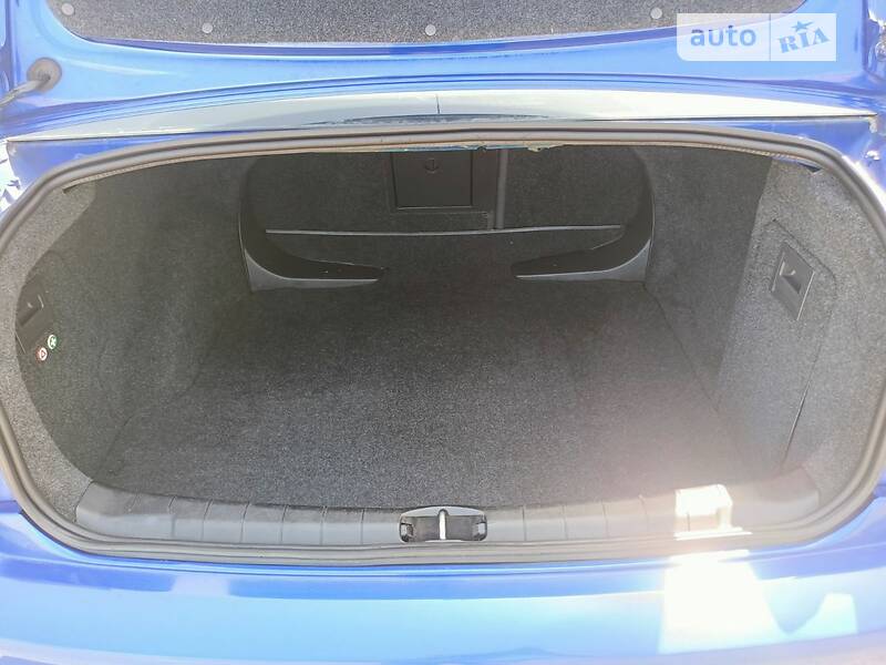 Седан Opel Vectra 2004 в Львові