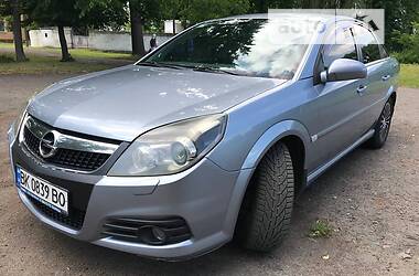 Хетчбек Opel Vectra 2008 в Дубні