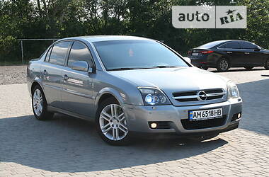 Седан Opel Vectra 2004 в 