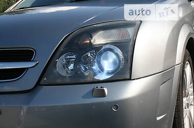 Седан Opel Vectra 2004 в 