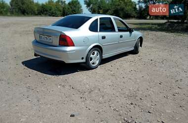 Седан Opel Vectra 1999 в Первомайске