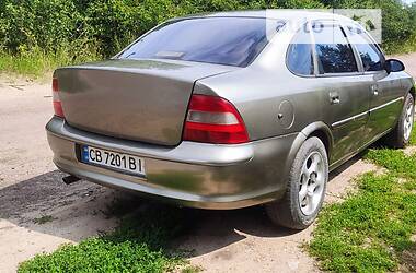 Седан Opel Vectra 1997 в Чернигове