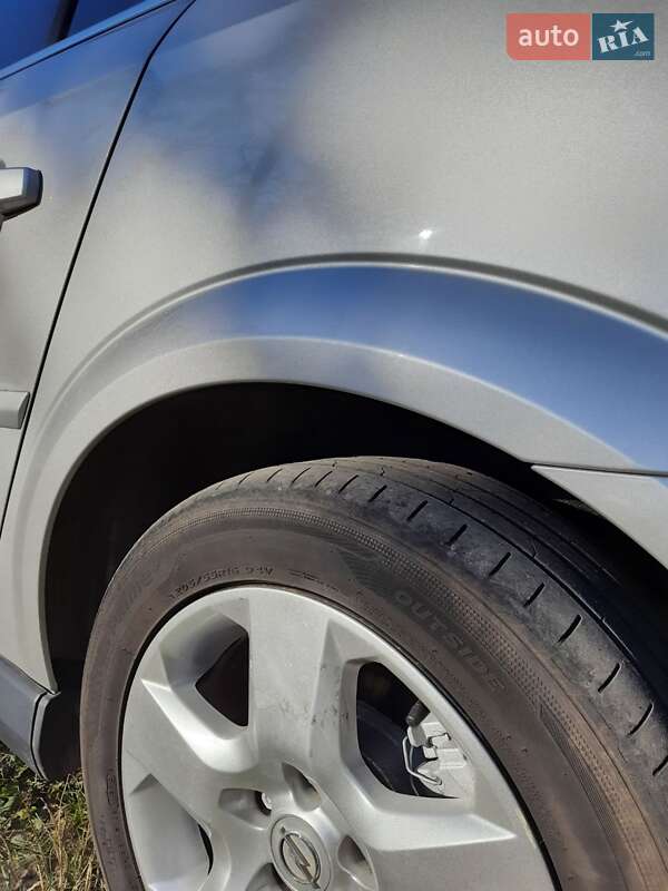 Универсал Opel Vectra 2007 в Костополе