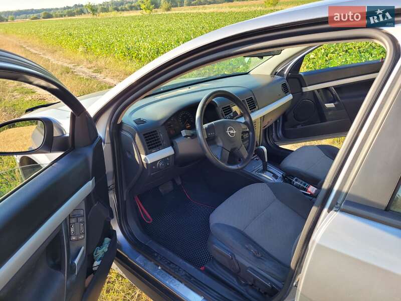 Седан Opel Vectra 2003 в Харькове