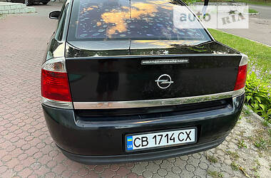 Седан Opel Vectra 2004 в Чернигове
