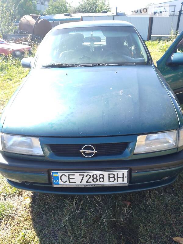 Седан Opel Vectra 1995 в Сокирянах