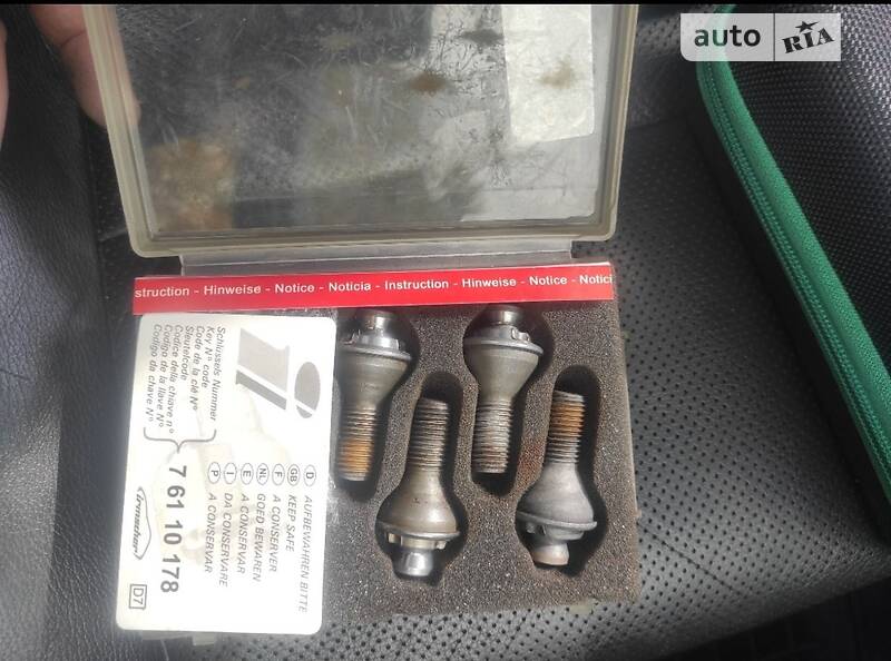 Седан Opel Vectra 2004 в Одесі