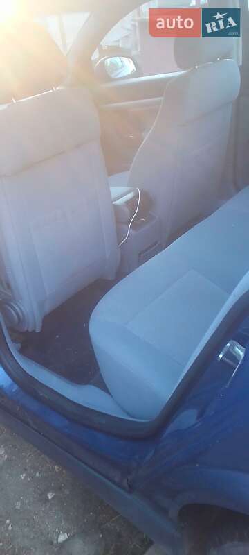 Седан Opel Vectra 2002 в Новой Ушице