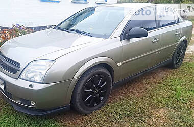 Седан Opel Vectra 2004 в Каневе