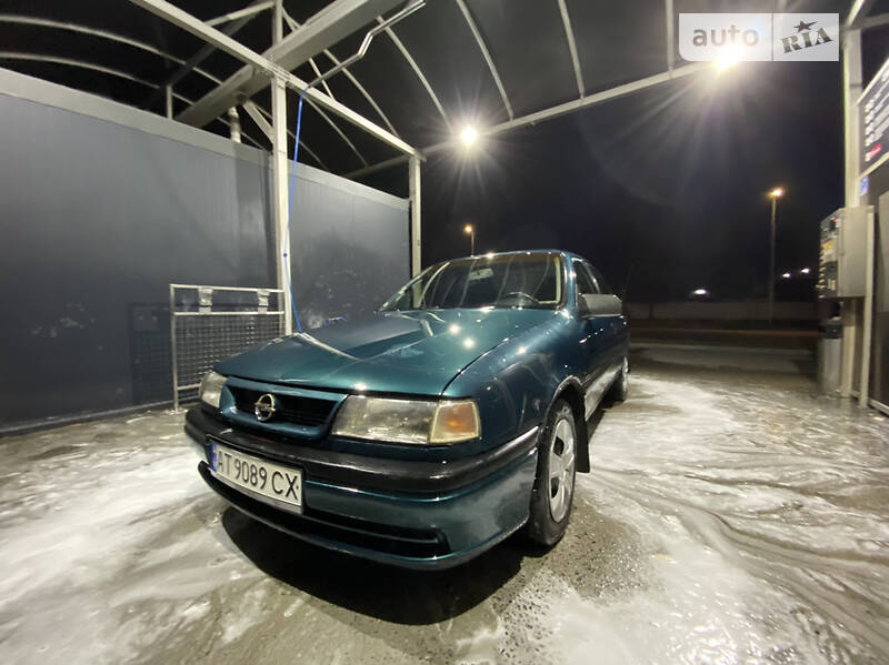 Седан Opel Vectra 1994 в Івано-Франківську фото Седан Opel Vectra 1994 в Івано-Франківську