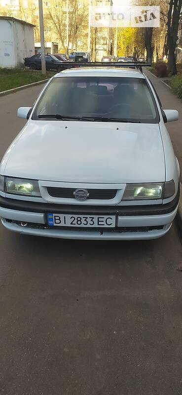 Седан Opel Vectra 1995 в Харькове