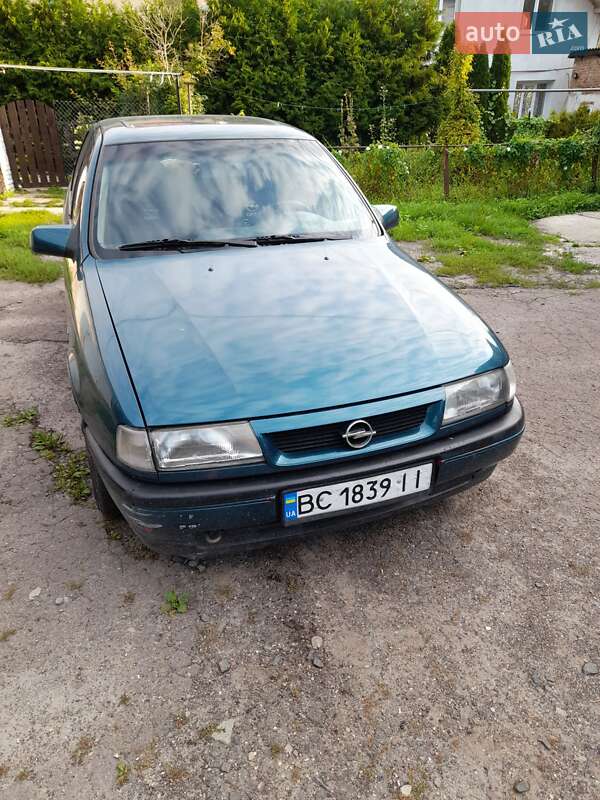 Седан Opel Vectra 1995 в Львове