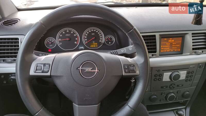 Ліфтбек Opel Vectra 2007 в Краматорську