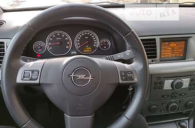 Лифтбек Opel Vectra 2007 в Краматорске