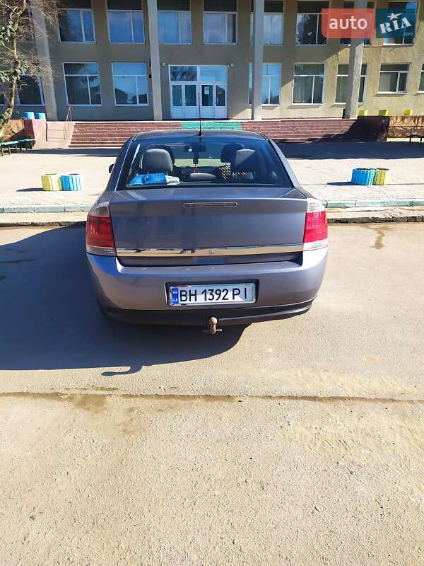 Седан Opel Vectra 2002 в Захарівці