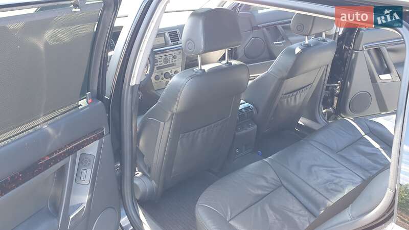 Седан Opel Vectra 2004 в Києві