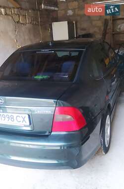 Седан Opel Vectra 2001 в Бердичеве