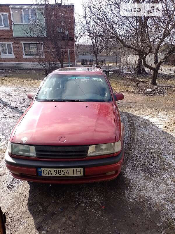 Седан Opel Vectra 1990 в Прилуках