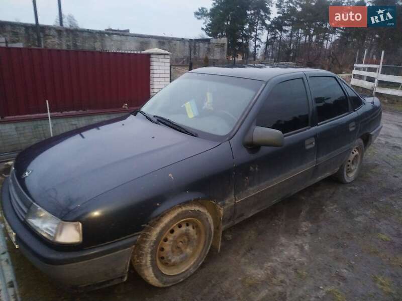 Седан Opel Vectra 1990 в Звягелі