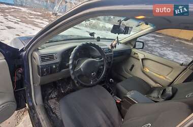 Седан Opel Vectra 1992 в Харкові