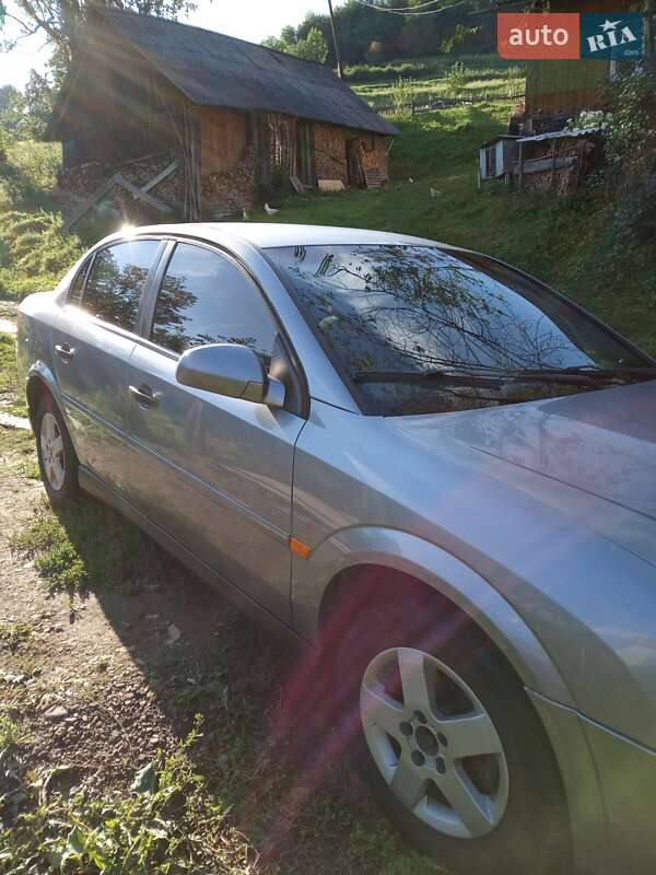 Седан Opel Vectra 2003 в Старому Самборі фото 5 Седан Opel Vectra 2003 в Старому Самборі