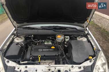 Седан Opel Vectra 2008 в Умані