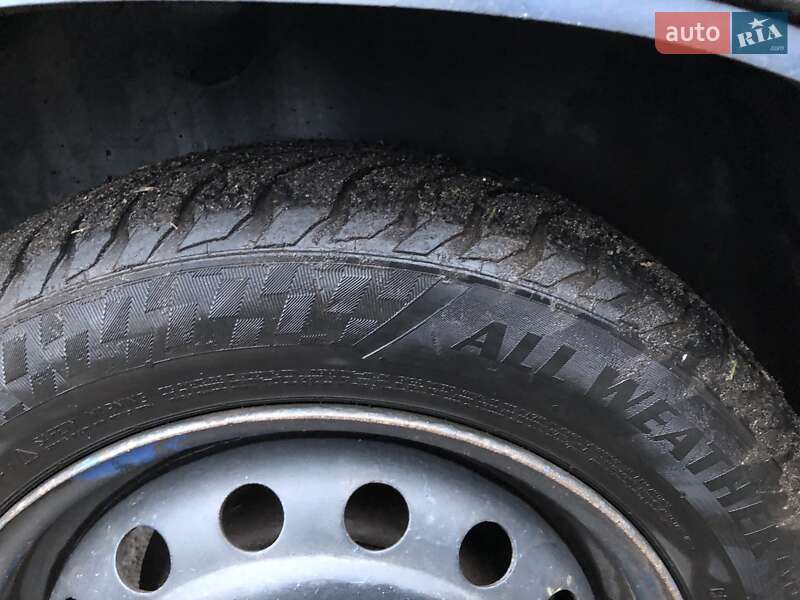 Седан Opel Vectra 1993 в Львові