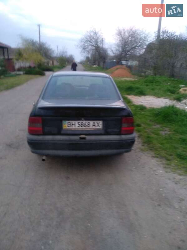 Седан Opel Vectra 1990 в Коблеве