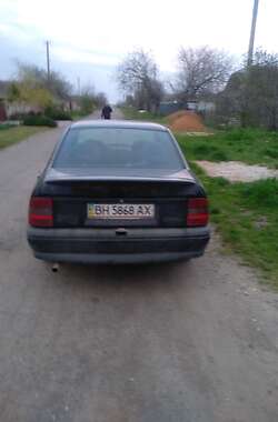 Седан Opel Vectra 1990 в Коблевому