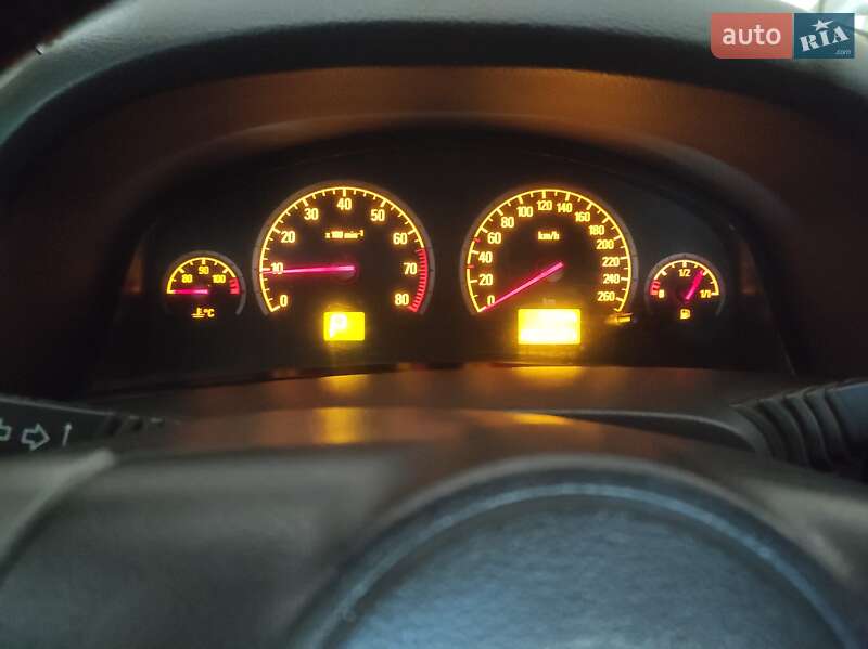 Седан Opel Vectra 2005 в Марганце фото 11 Седан Opel Vectra 2005 в Марганце