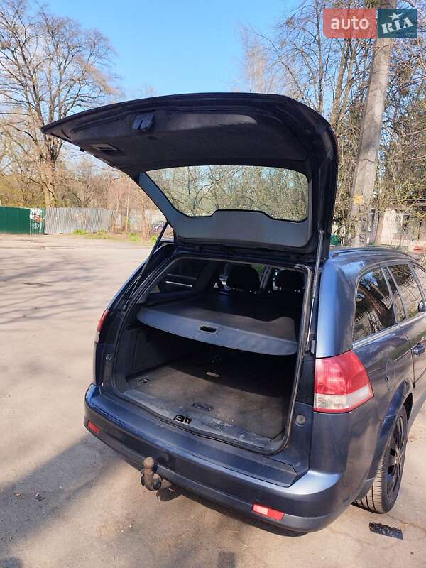 Универсал Opel Vectra 2005 в Киеве