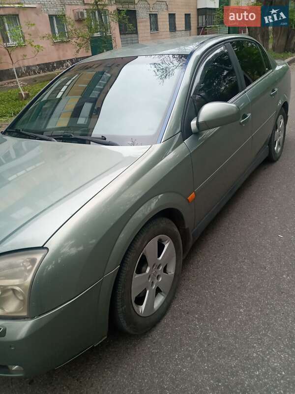 Седан Opel Vectra 2003 в Краматорске