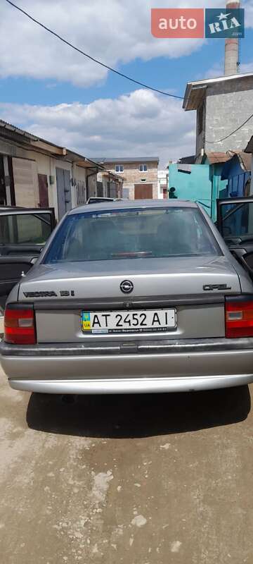 Седан Opel Vectra 1993 в Івано-Франківську фото 5 Седан Opel Vectra 1993 в Івано-Франківську