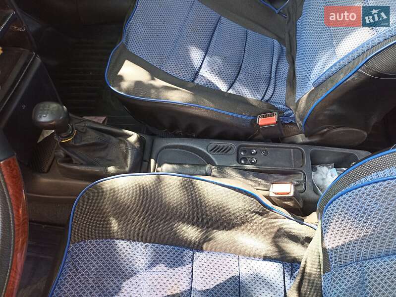 Седан Opel Vectra 1991 в Чернігові